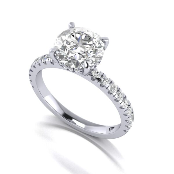 joyce - engagement ring with platinum metal and round shape diamond