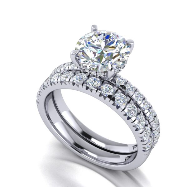 joyce - engagement ring with platinum metal and round shape diamond