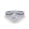 lisa - engagement ring with platinum metal and round shape diamond