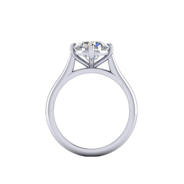 milla - engagement ring with platinum metal and round shape diamond