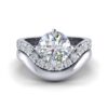chloe - engagement ring with platinum metal and round shape diamond