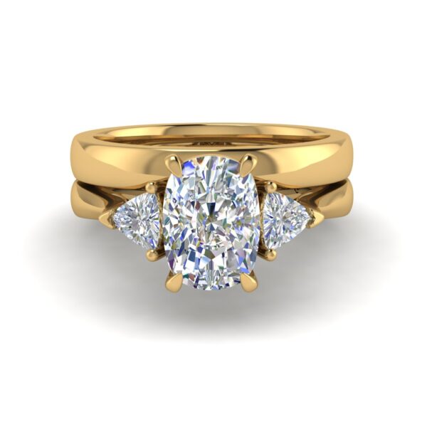jada - engagement ring with 14k yellow gold metal and cushion shape diamond