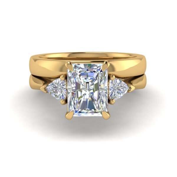 aroha - engagement ring with 14k yellow gold metal and radiant shape diamond